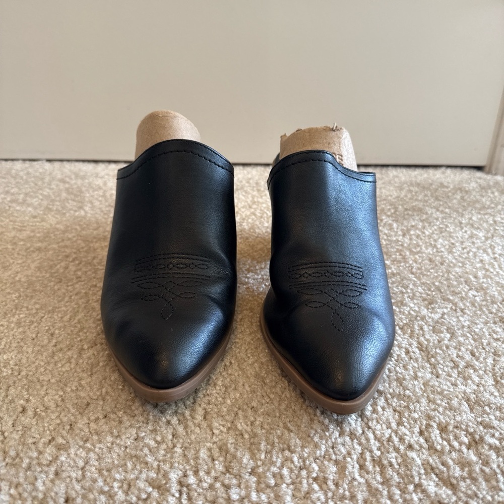 LC Lauren Conrad Women’s Safarina Heeled Mules - Picture 2 of 8